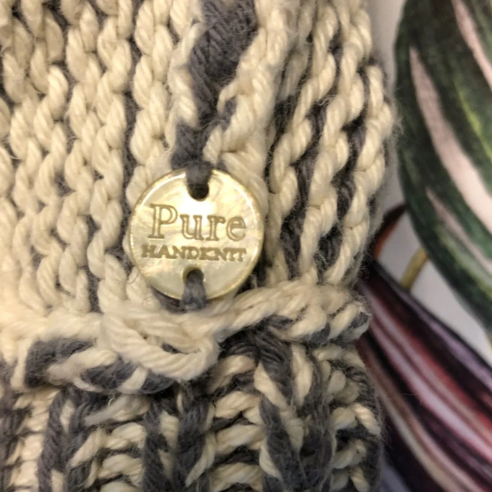 Pure Handknit Puritan Two-Tone Cream and Light Gray Knit Button-Front Cardigan